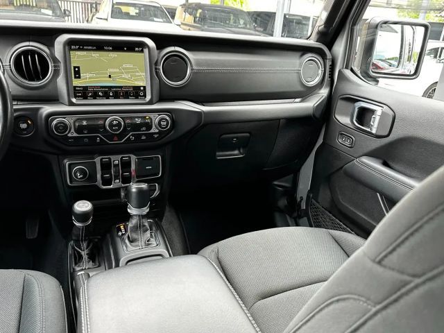 Jeep Wrangler 4xe Sahara