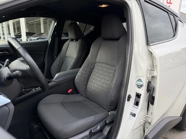 Toyota C-HR Hybride Team D