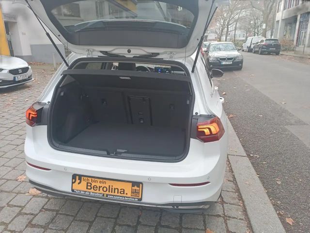 Volkswagen Golf 1.5 eTSI DSG Golf VIII