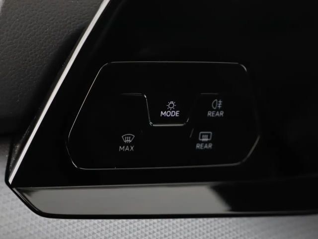 Volkswagen Golf DSG Life