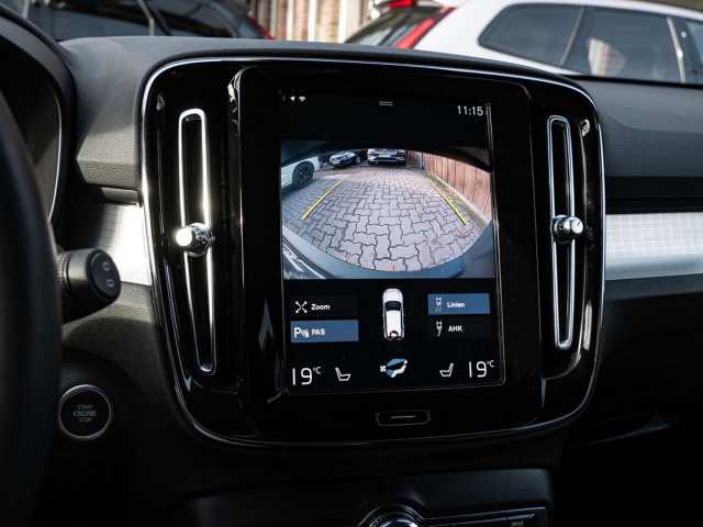 Volvo XC40 Dark Plus Recharge T5