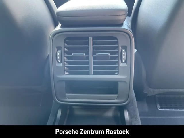 Porsche Taycan 4 Cross Turismo