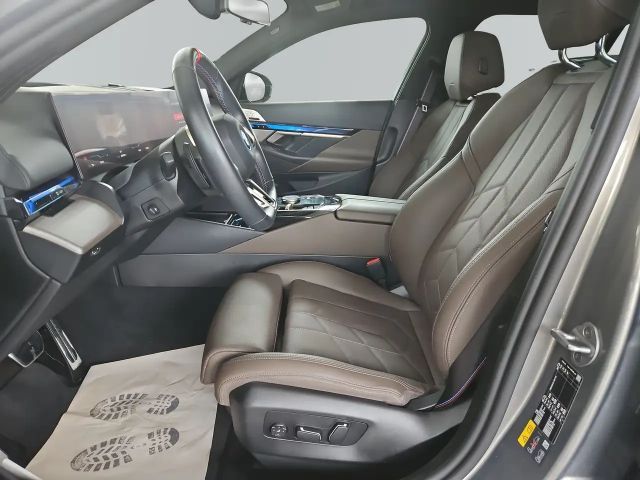 BMW i5 M-Sport M60 Touring xDrive