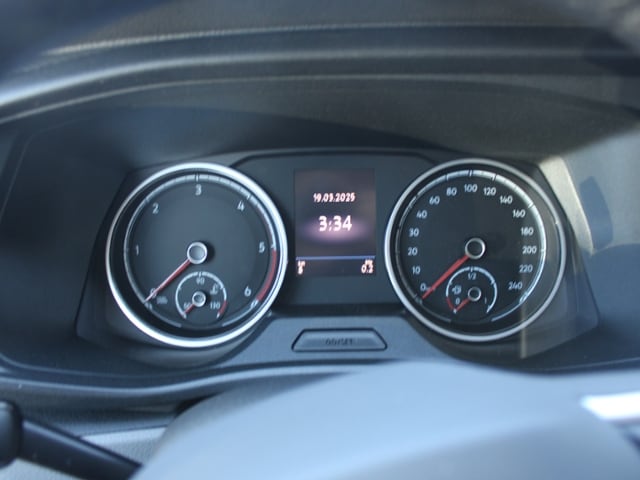 Volkswagen Caravelle 2.0 TDI DSG T6