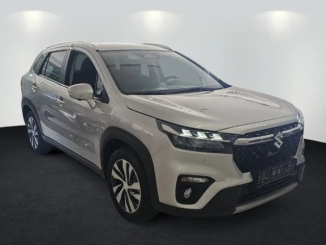 Suzuki S-Cross LED*BI-COLOR FELGEN*NAVI*FRONTKAMERA