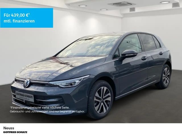 Volkswagen Golf 1.5 eTSI DSG