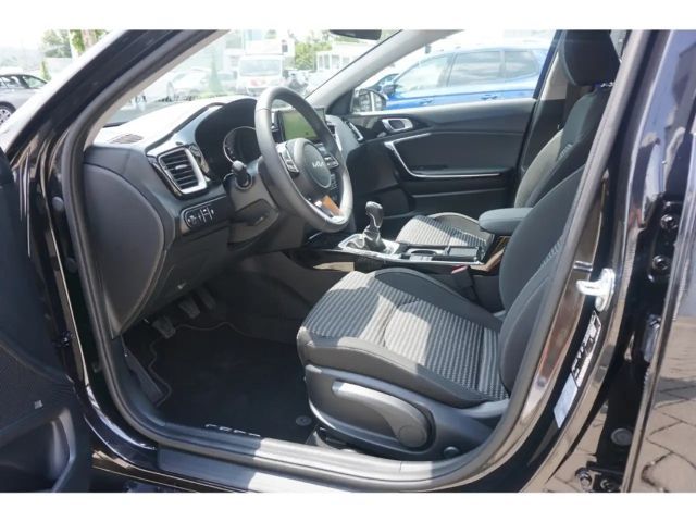 Kia Ceed 1.0T 100 Ultimate Edition Navi Kamera Indukt. 17''