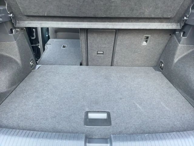 Volkswagen T-Roc 1.5 TSI DSG R-Line