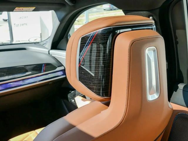 BMW i7 M-Sport Sedan