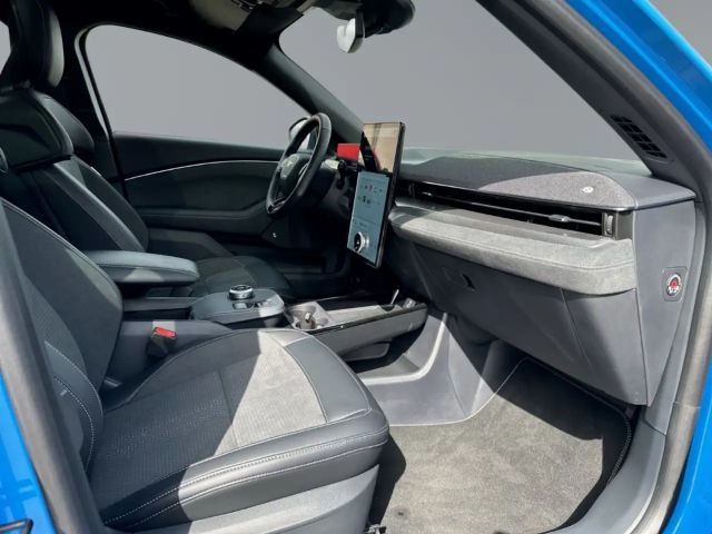 Ford Mustang Mach-E AWD GT