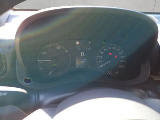 Toyota Yaris Business Hybride