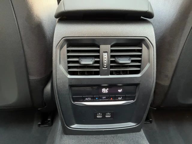 BMW 330 330d M-Sport xDrive