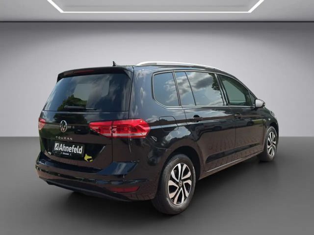 Volkswagen Touran 1.5 TSI DSG