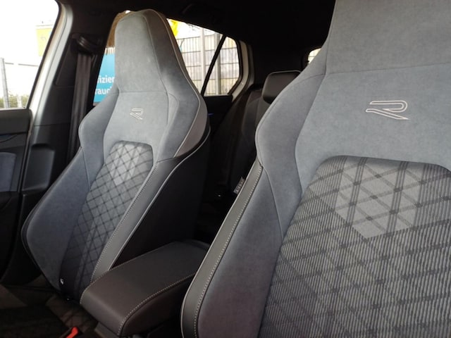 Volkswagen Golf 1.5 eTSI Golf VIII