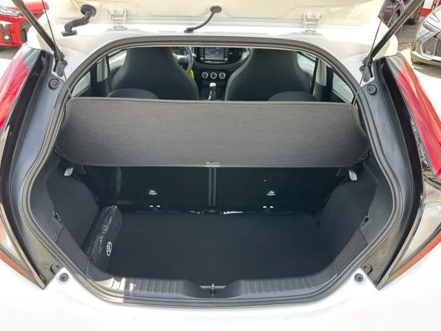 Toyota Aygo X Hatchback Play X-play