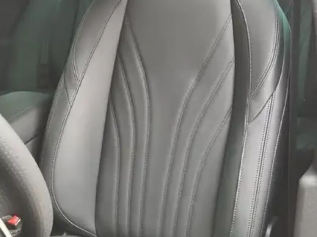 Maserati Grecale / Head-Up/ Ganzjahresreifen/ Panoramadach