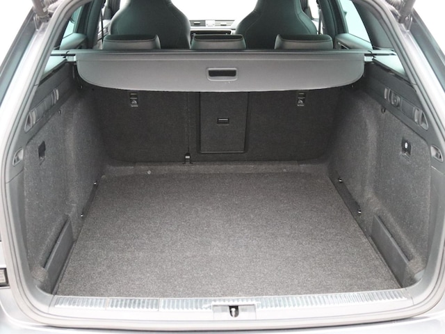 Skoda Superb 2.0 TDI Combi Sportline