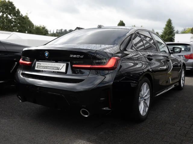 BMW 320 320d M-Sport Sedan