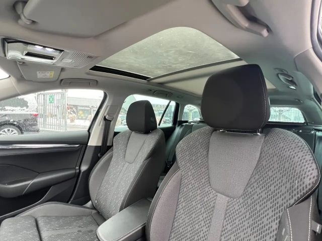 Skoda Octavia 2.0 TDI Combi Style Style