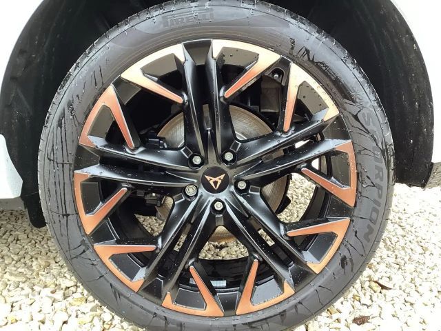 Cupra Terramar 1.5 e-Hybrid VZ