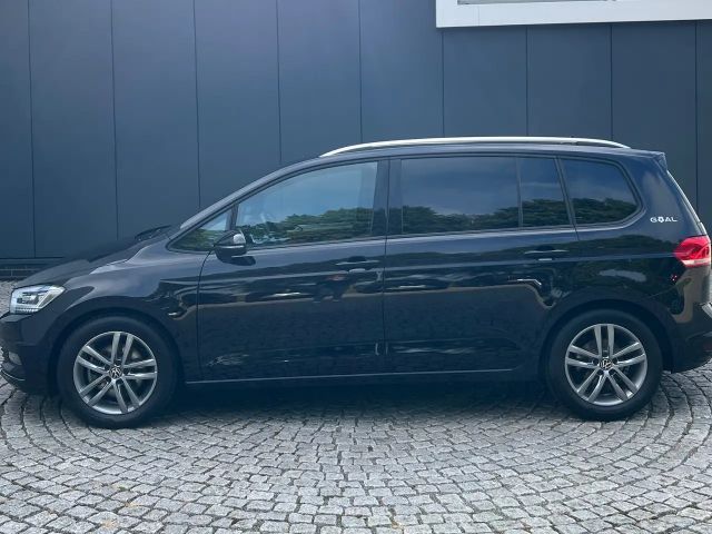 Volkswagen Touran 2.0 TDI DSG IQ.Drive