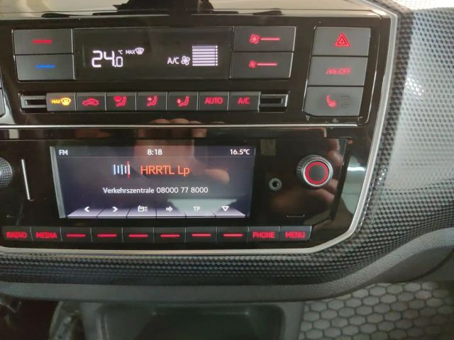 Volkswagen up! Style