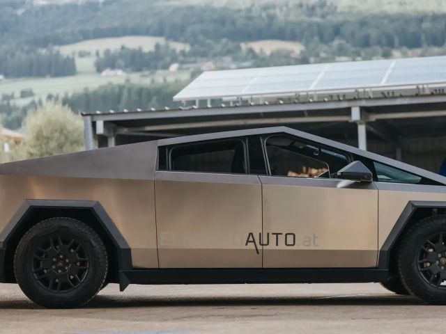 Tesla Cybertruck Cybertruck "foundation series" EU Zulassung