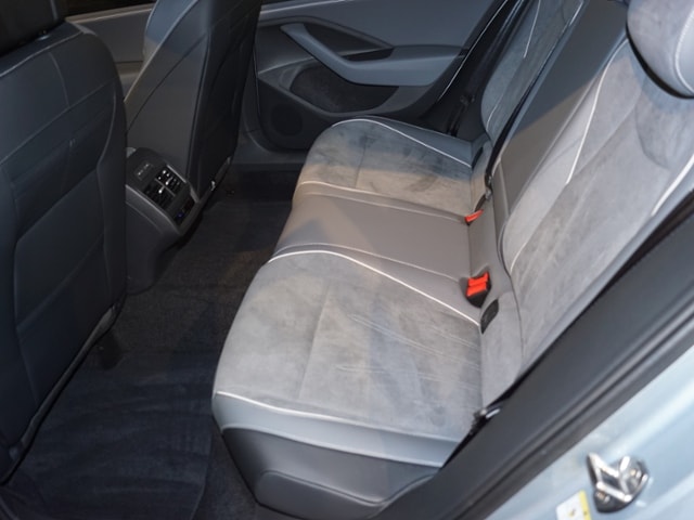 Volkswagen Passat 1.5 eTSI DSG Variant