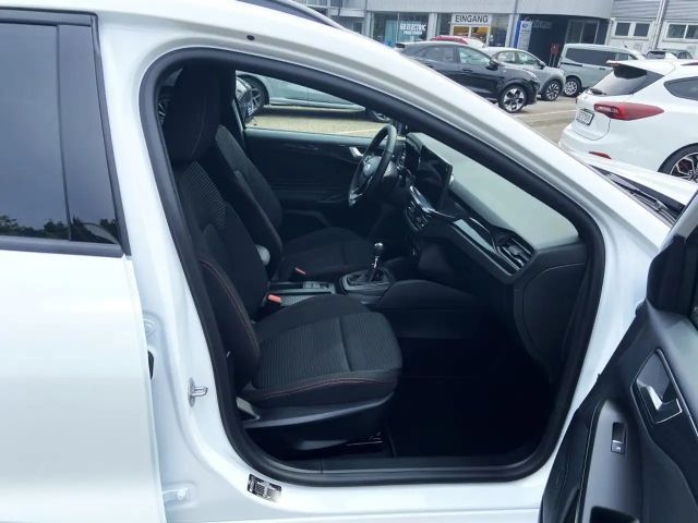 Ford Focus EcoBoost ST Line Wagon