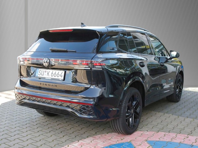 Volkswagen Tiguan 4Motion DSG R-Line