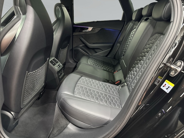 Audi RS4 Avant Quattro