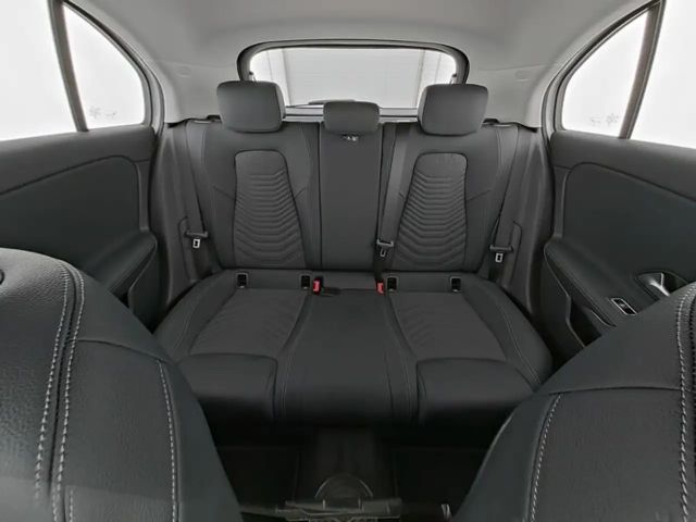 Mercedes-Benz A 200 Progressive