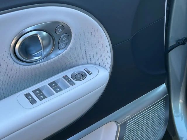 Hyundai IONIQ 9 UNIQ