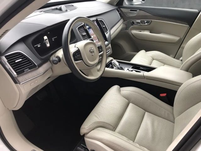 Volvo XC90 AWD Dark T8 Ultimate