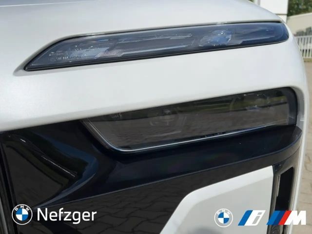 BMW 750 M-Sport Sedan xDrive