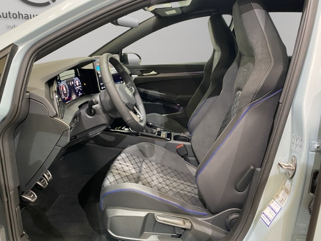 Volkswagen Golf 1.5 TSI R-Line