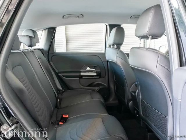 Mercedes-Benz B 200 Progressive