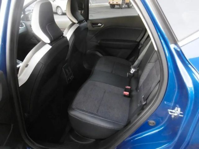 Renault Captur Intens TCe 140