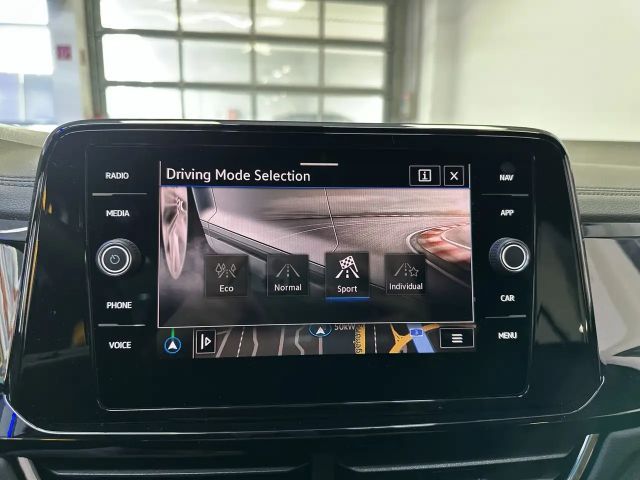 Volkswagen T-Roc 1.5 TSI DSG R-Line