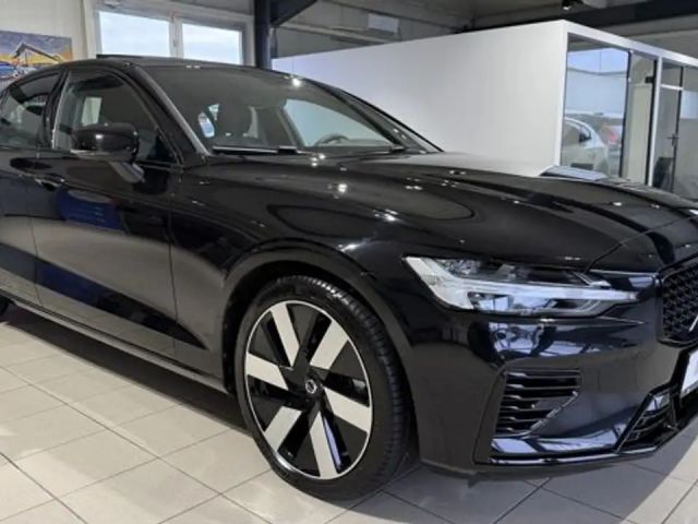 Volvo S60 AWD Dark Recharge Ultimate