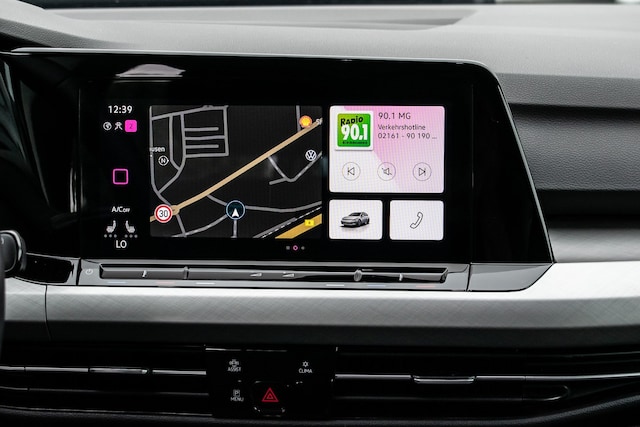 Volkswagen Golf 1.5 TSI Variant