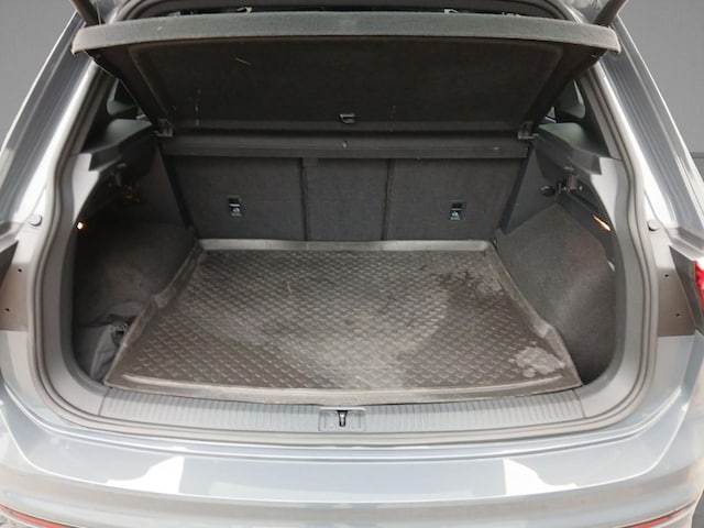 Volkswagen Tiguan Tiguan 2.0 TSI R 4M+DSG+MATRIX+HUD+PANO+NAVI+ACC