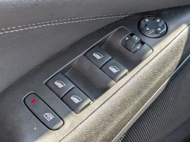 Opel Crossland X Business Elegance