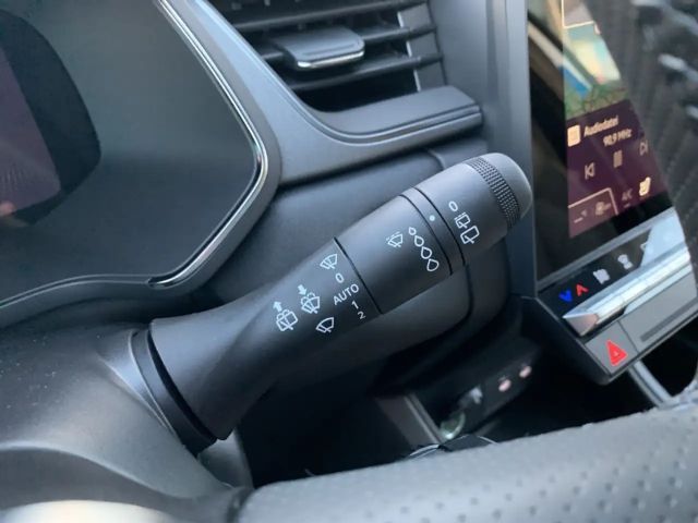 Renault Captur Hybrid Techno