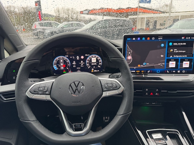 Volkswagen Golf 1.5 eTSI Golf VIII Variant