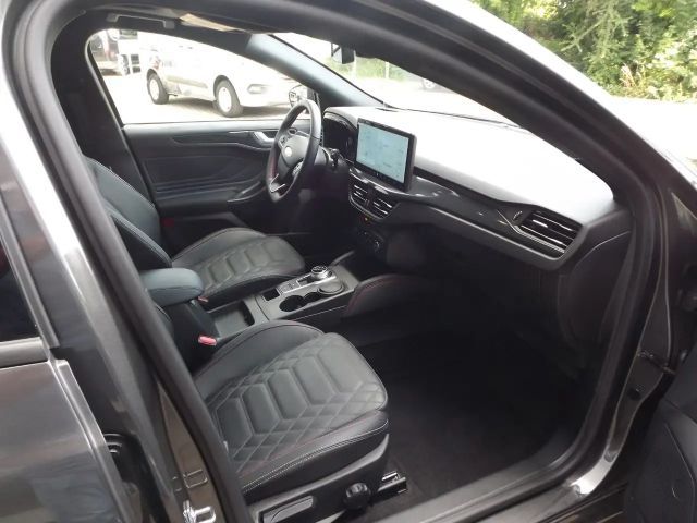 Ford Focus ST Line Wagon