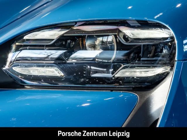 Porsche Taycan 4S Cross Turismo