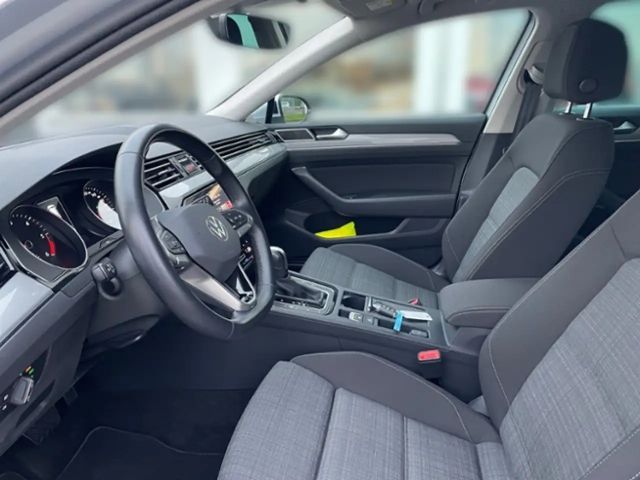 Volkswagen Passat 2.0 TDI Business DSG Variant