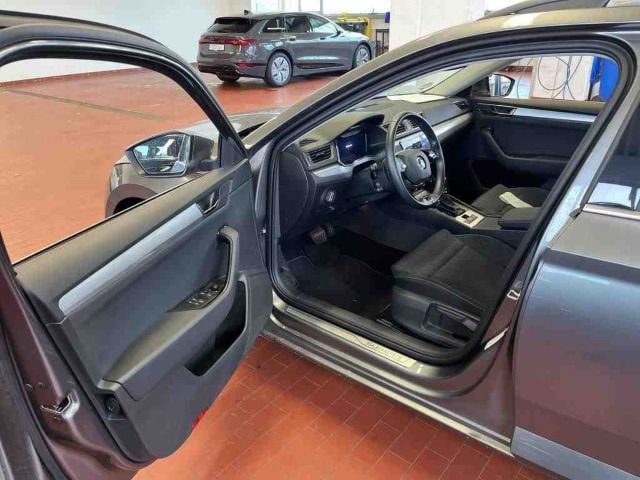 Skoda Superb 2.0 TDI Ambition Combi
