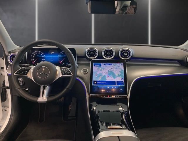 Mercedes-Benz C 180 AVANTGARDE Sedan